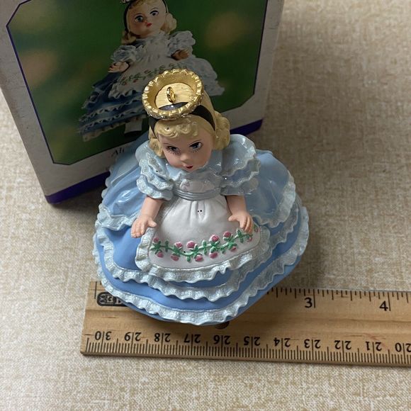 Hallmark Keepsake Ornament Madame Alexander Alice in Wonderland Christmas 2000 - Picture 10 of 12